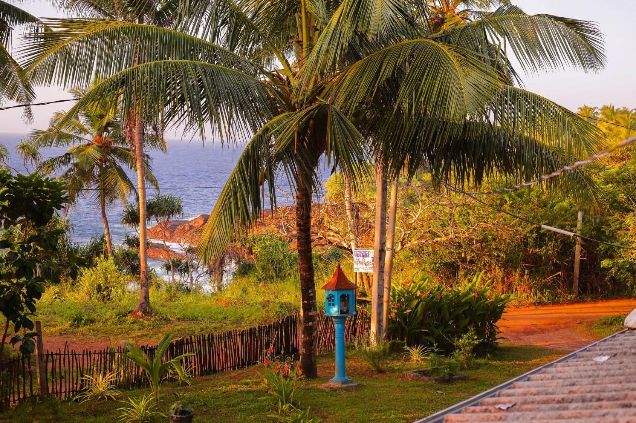 Tehan Homestay Dikwella Exterior foto